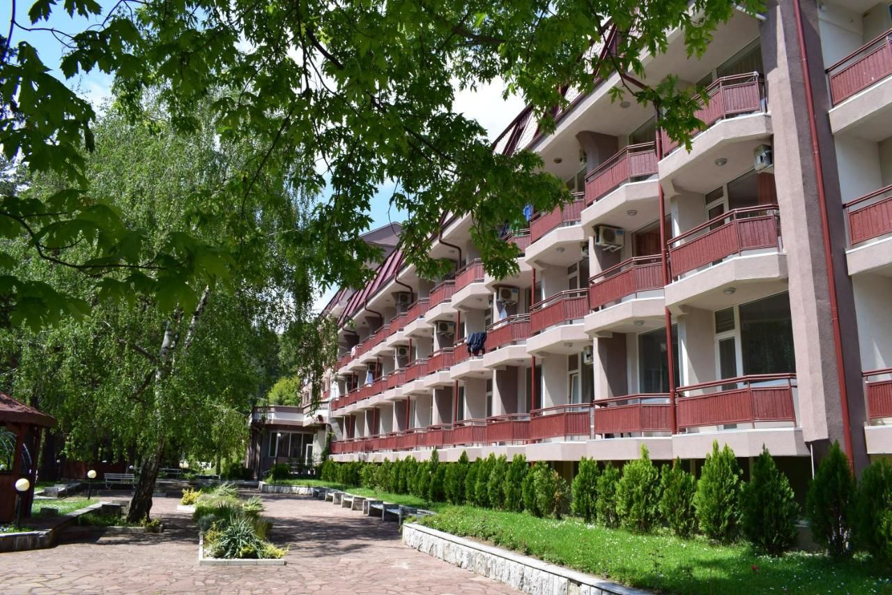 Отель Constantzia Balneohotel Костенец-5